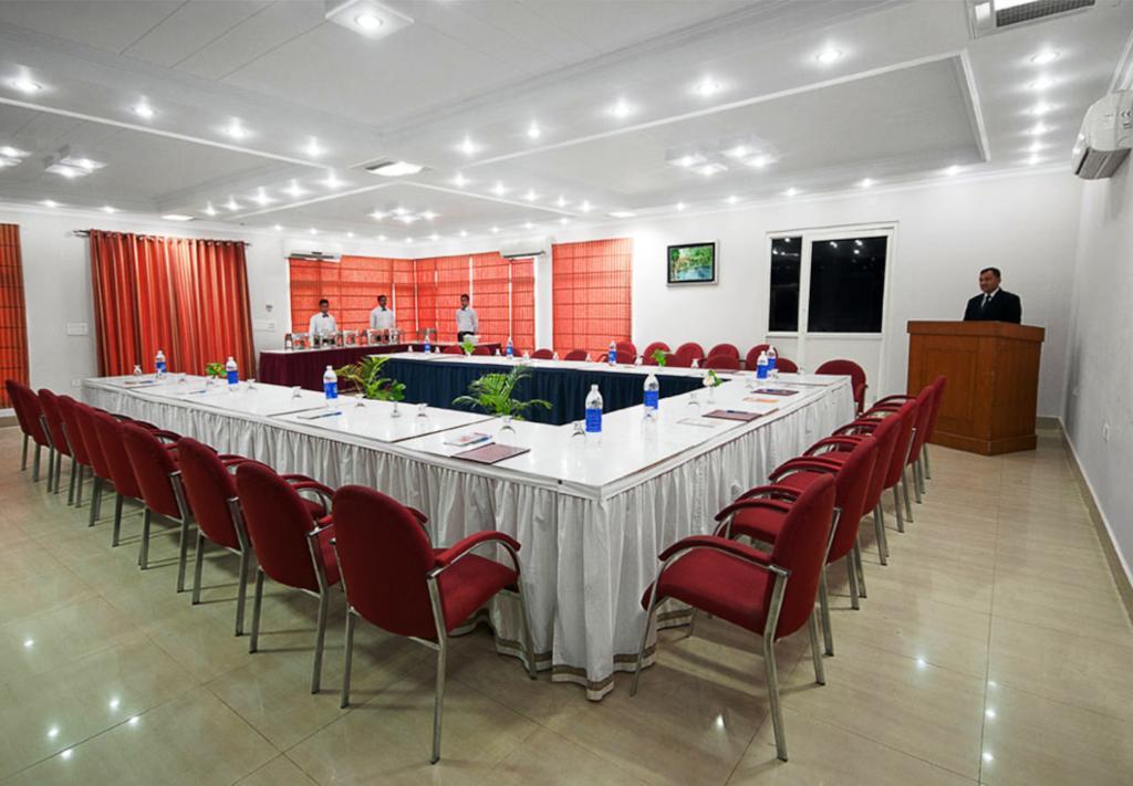 Black Mango Resort Kala Amb Екстер'єр фото